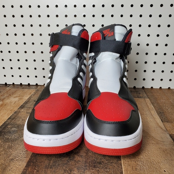 NEW Nike Air Jordan 1 Retro Nova XX Bred Toe - Picture 8 of 10